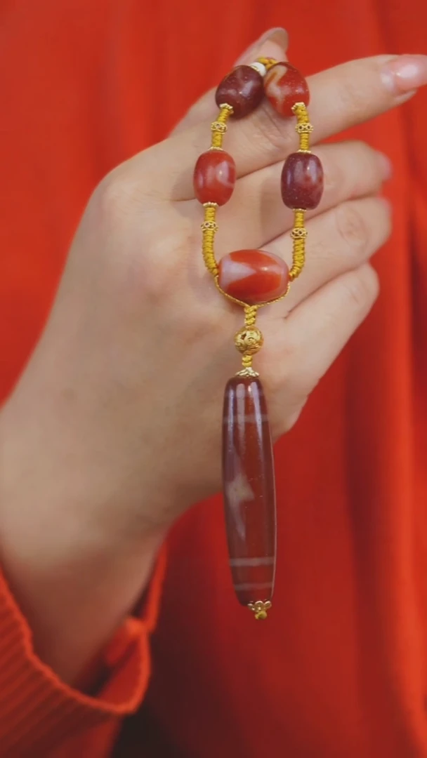 未镶嵌颈饰玛瑙/玉髓（覆膜）多样性发其一 五闪