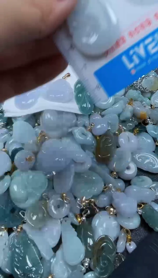 吊坠(不含链)未镶嵌翡翠2576