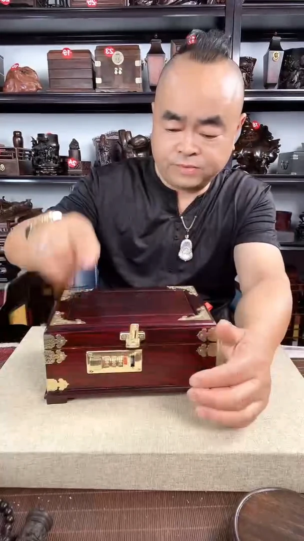 木老李红木工艺品瑕疵576