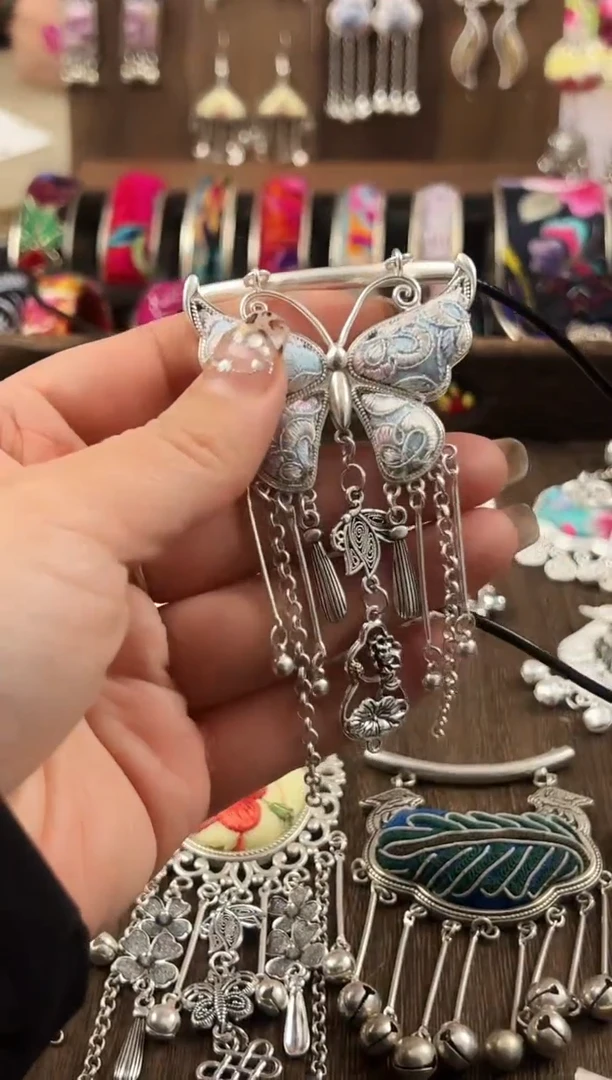 【闪购商品】织绣民族风老绣饰品033