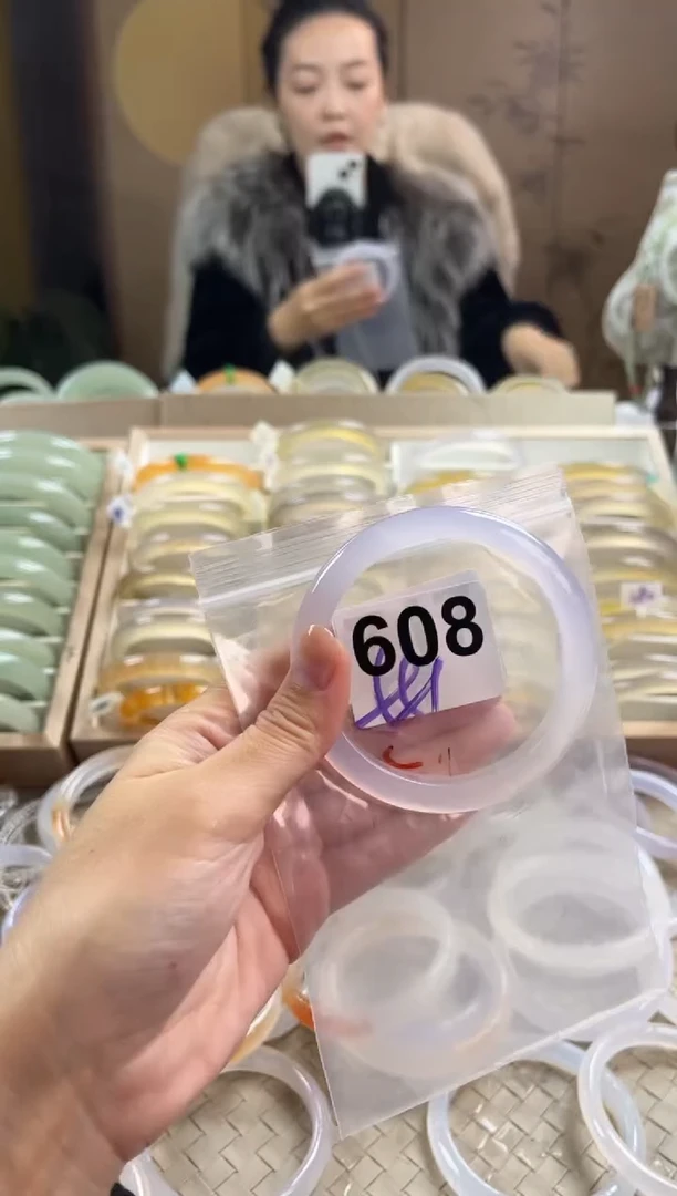 手镯玛瑙/玉髓未镶嵌608