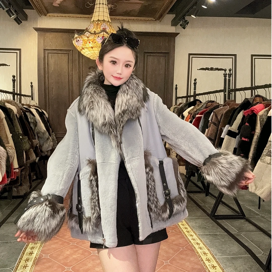 【DCP•Flagship store】83216 新款时尚轻奢皮毛一体外套