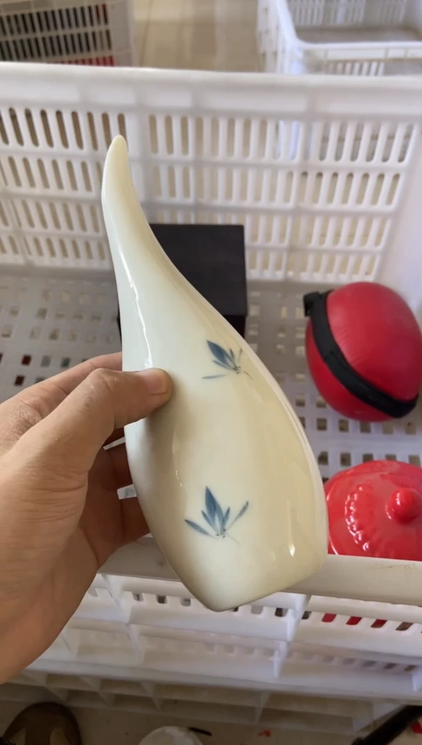 杯摄影的产品有使用过的痕迹有点脏介意勿拍