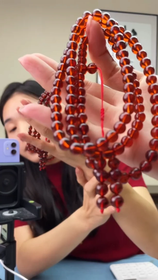 琥珀未镶嵌珠宝奇石T0假一罚十，多样性发一件