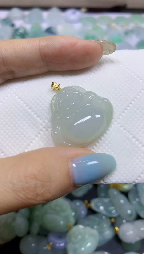 翡翠18K金镶嵌颈饰天然翡翠A货