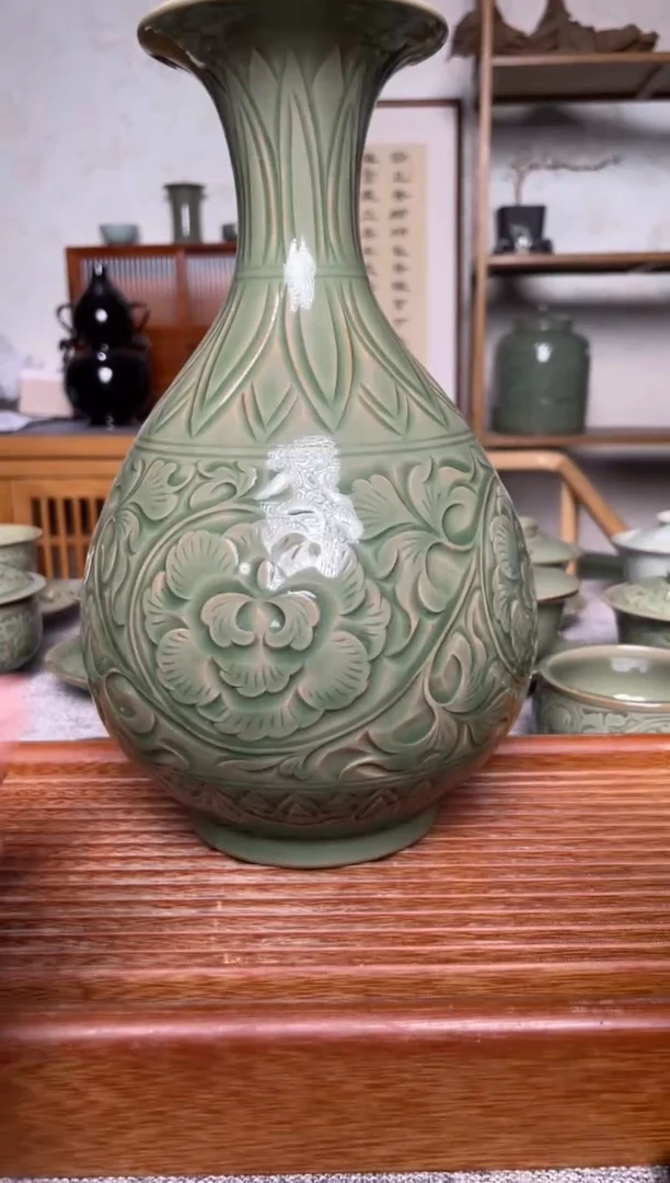 陶瓷78耀州窑纯手工玉壶春瓶  微瑕