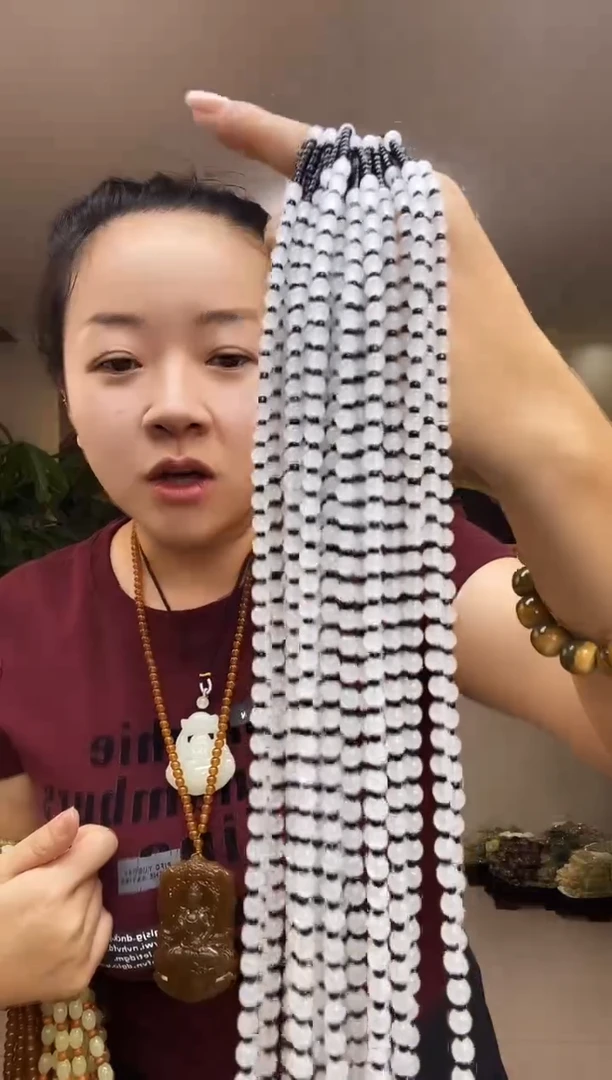 白冰卡5+链子多样性随机发一