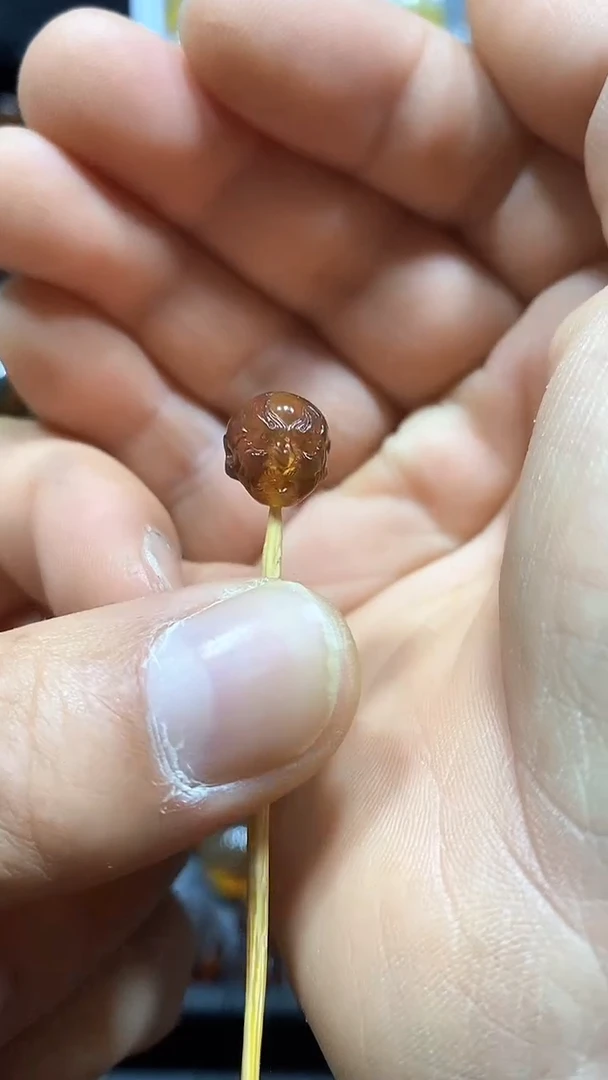 琥珀颈饰未镶嵌天然缅甸琥珀单珠