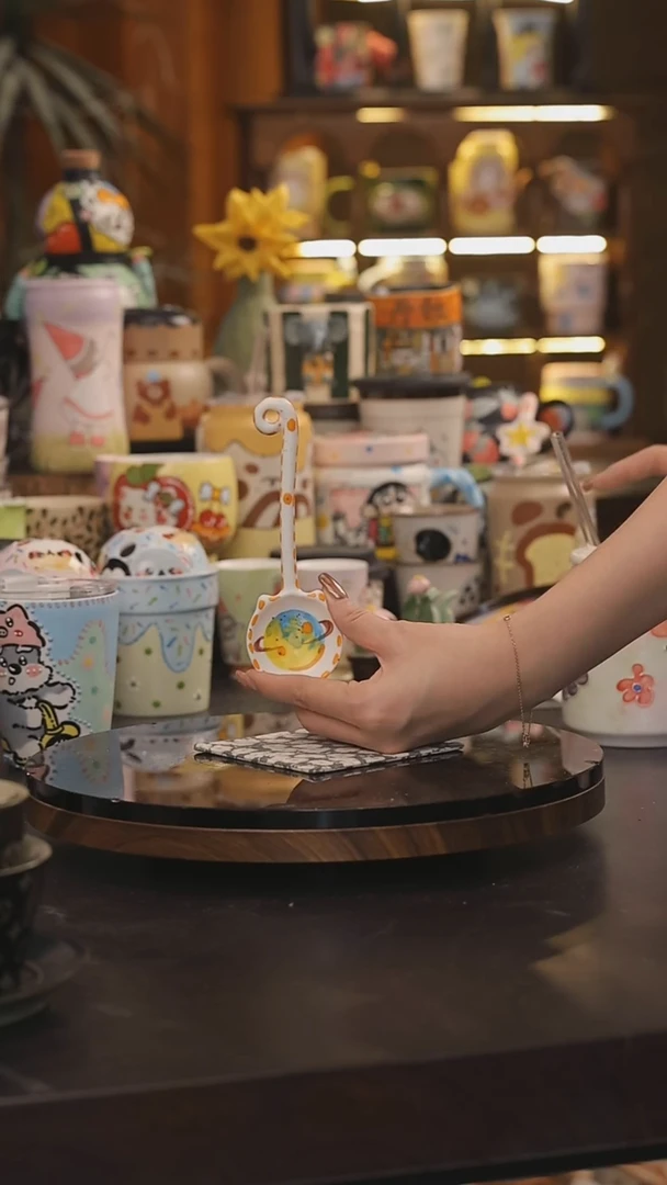 景德镇釉下彩绘设计师款式陶瓷