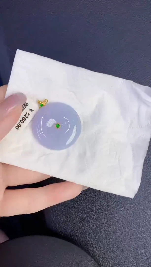 颈饰18K金镶嵌翡翠缅甸天然翡翠A货