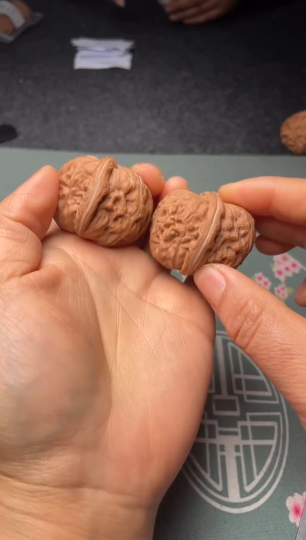 把件文玩核桃w321  元宝 40尺