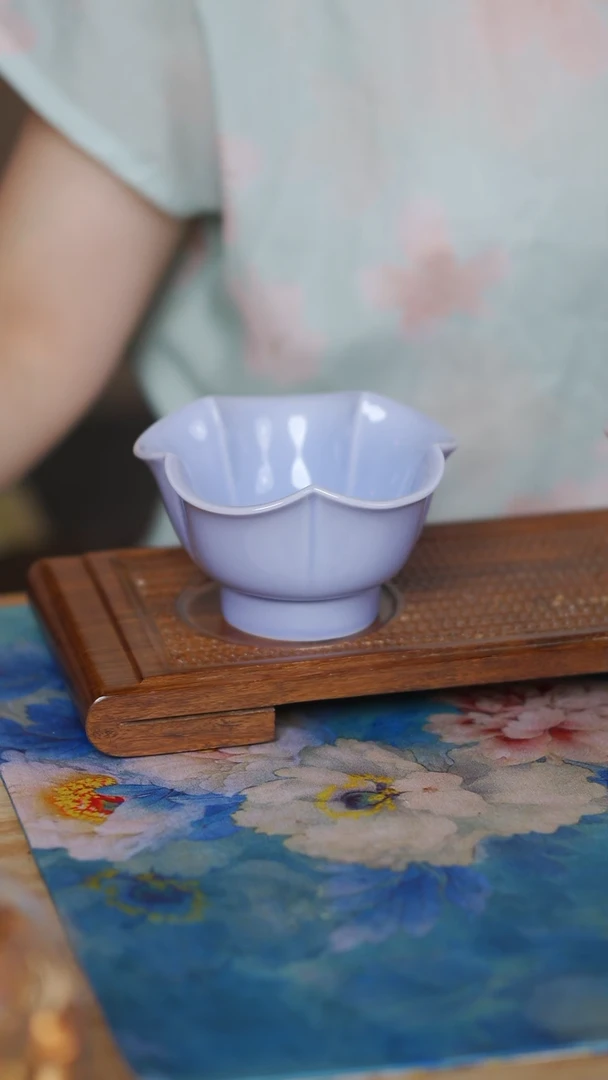 紫色  花口  果盘