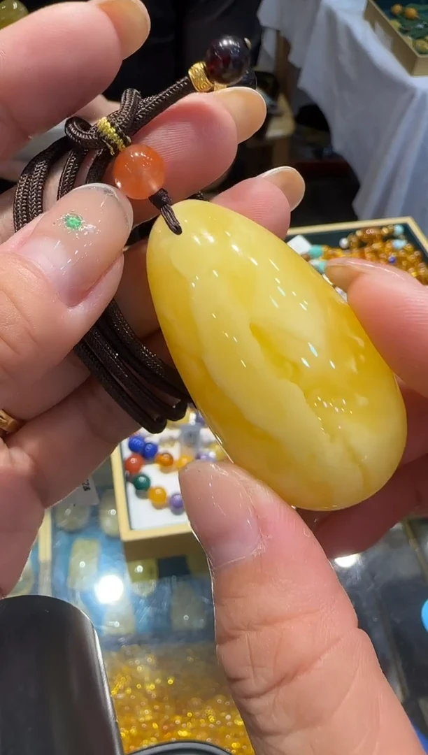 蜜蜡颈饰未镶嵌水滴