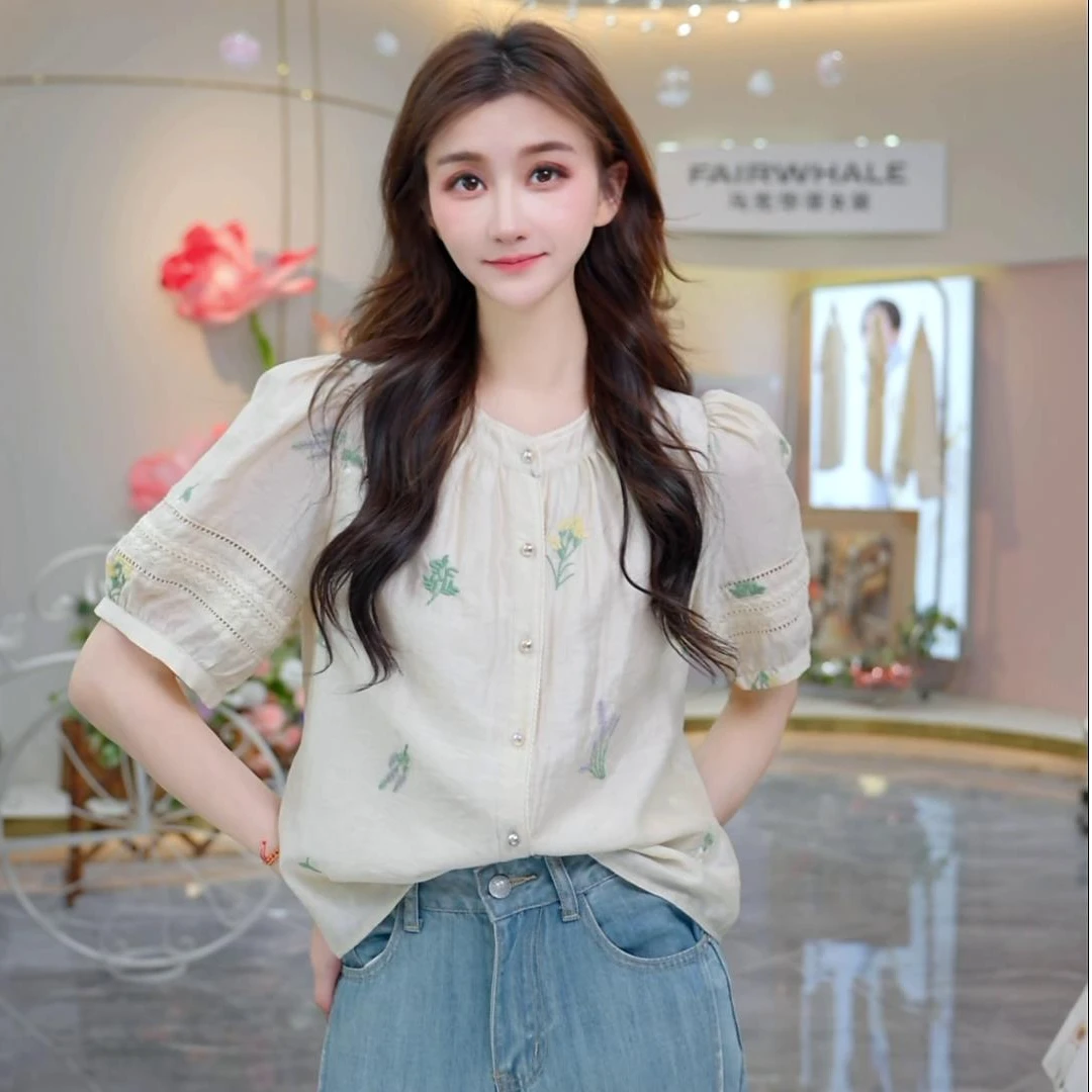 马克华菲法式泡泡袖刺绣碎花短袖衬衫女夏季小衫显瘦宽松遮肚上衣