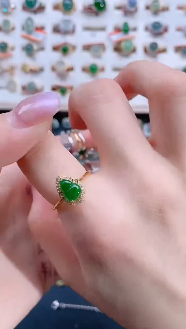 翡翠戒指银S925镶嵌天然翡翠