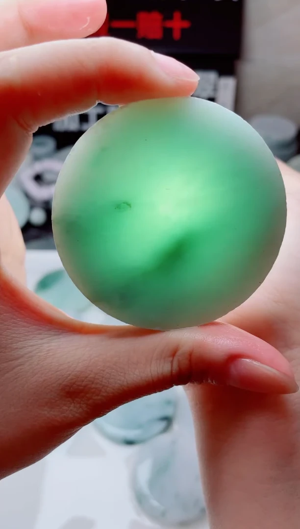 翡翠未镶嵌颈饰4585......