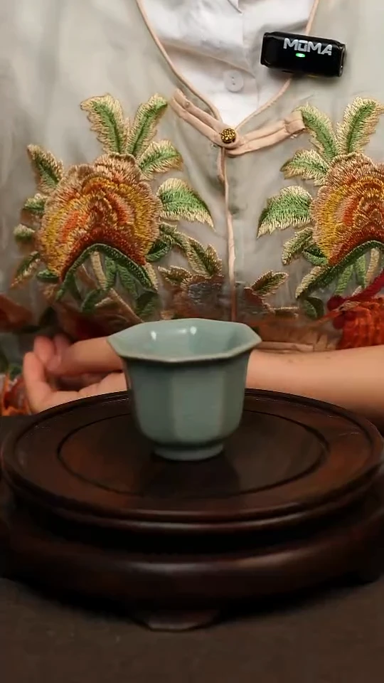 瓷片仿古天青八方杯60ml 微瑕 不带礼盒