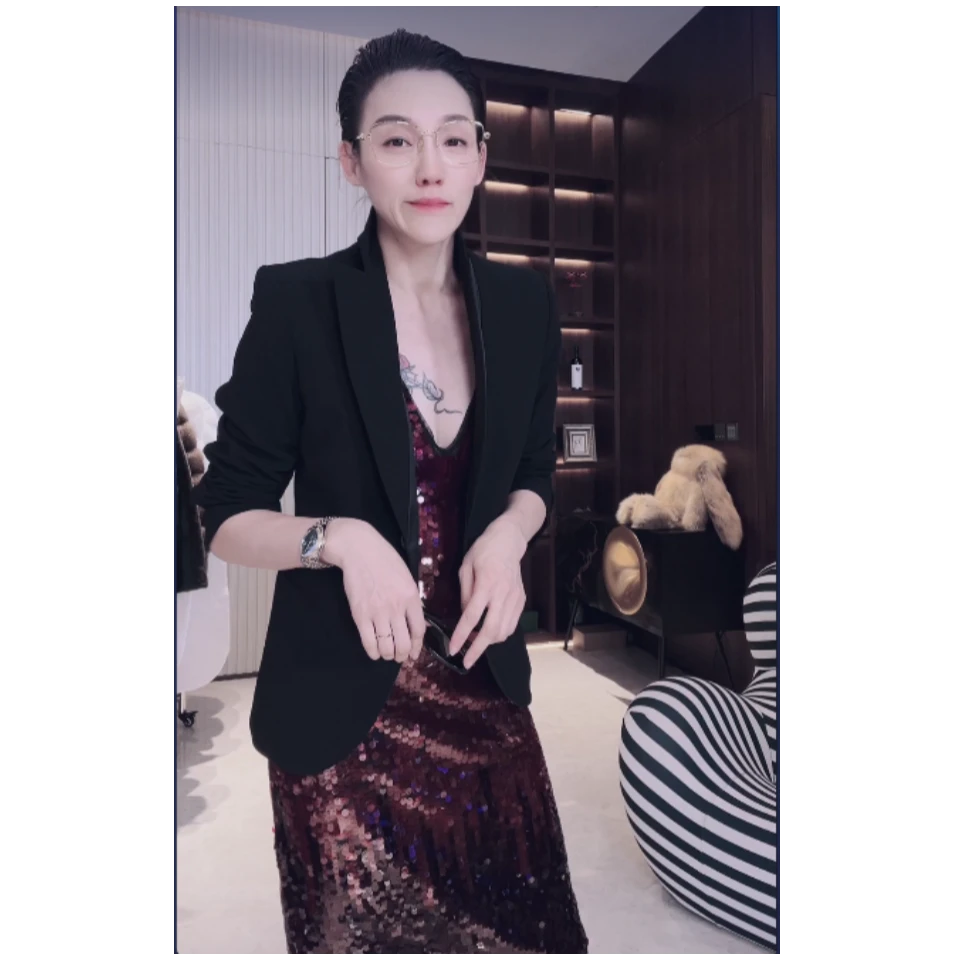 MNFK 新款亮片连衣裙 Q0472