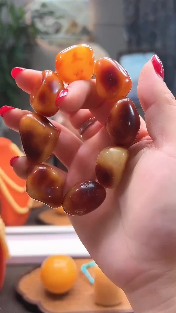 手串蜜蜡未镶嵌平蜜蜡随型珠单圈