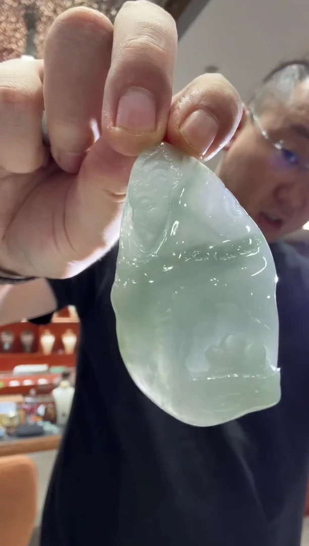 未镶嵌挂件翡翠A货翡翠孤品国雕谢林工