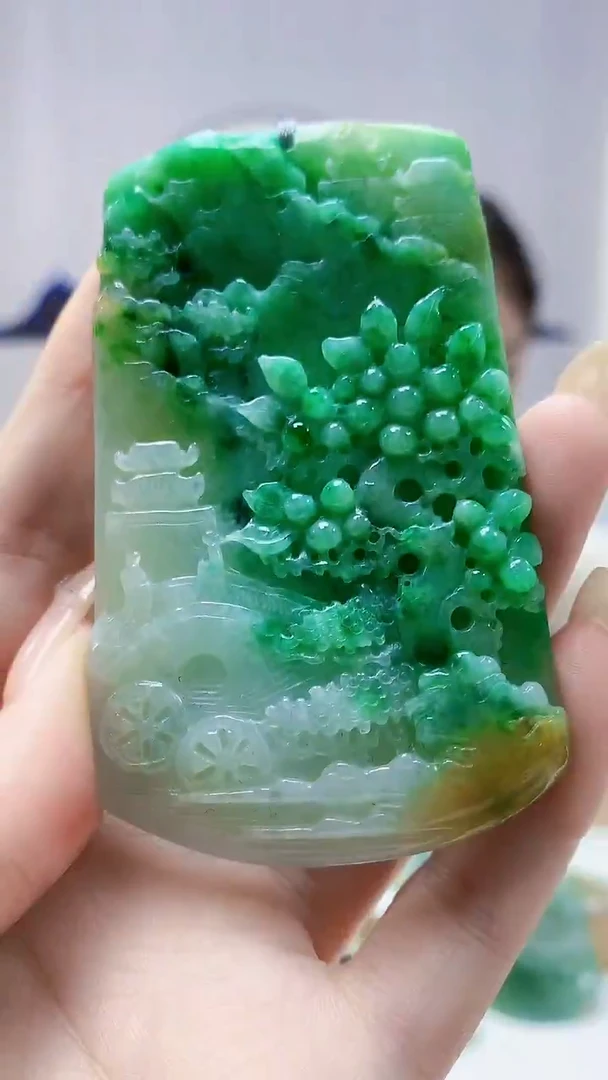 未镶嵌定制翡翠3099DD-毛货挂件110