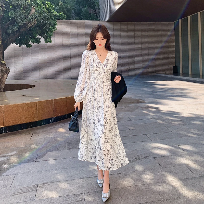 林关关  法式V领黑白碎花连衣裙80838