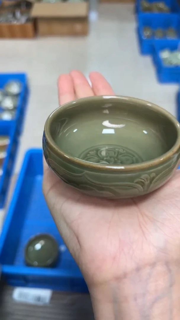 陶瓷纯手工秘色宝相钵