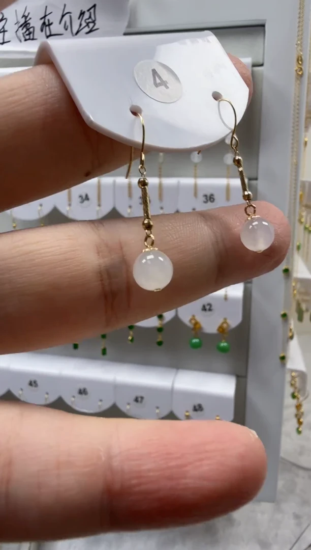 18K金镶嵌翡翠耳饰缅甸天然A货翡翠