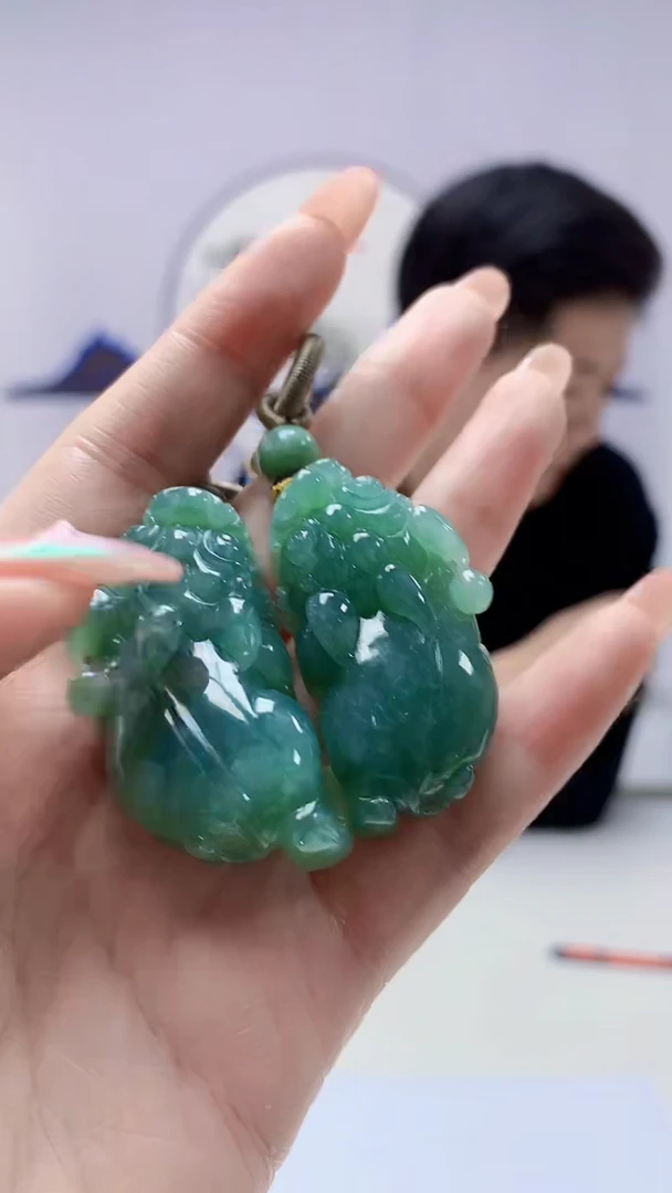 【闪购商品】定制翡翠未镶嵌4917DD-毛货挂件一对183