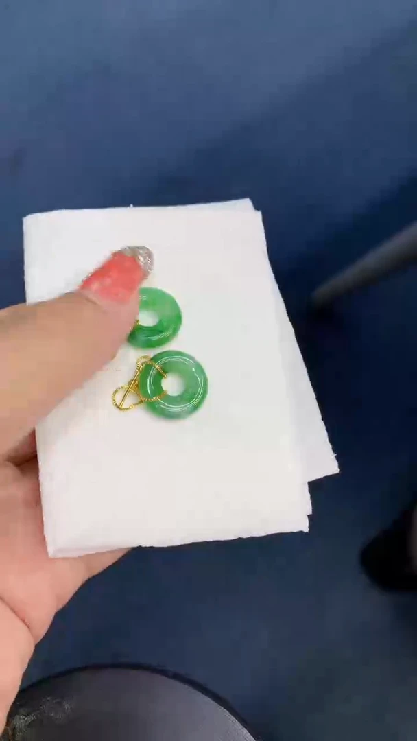 颈饰未镶嵌翡翠1