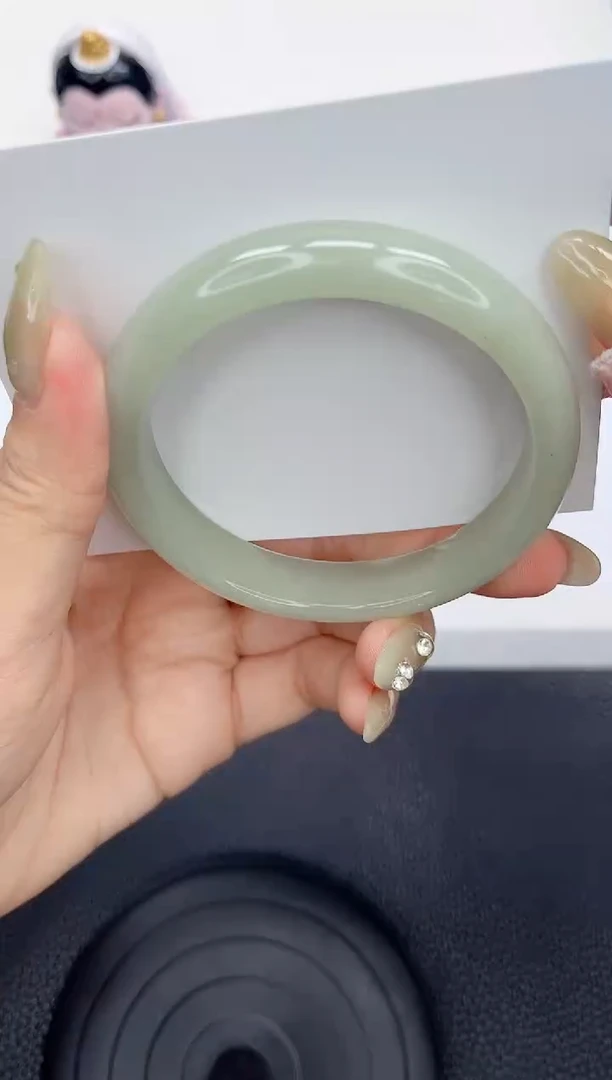 石英质玉手镯未镶嵌50-56.7