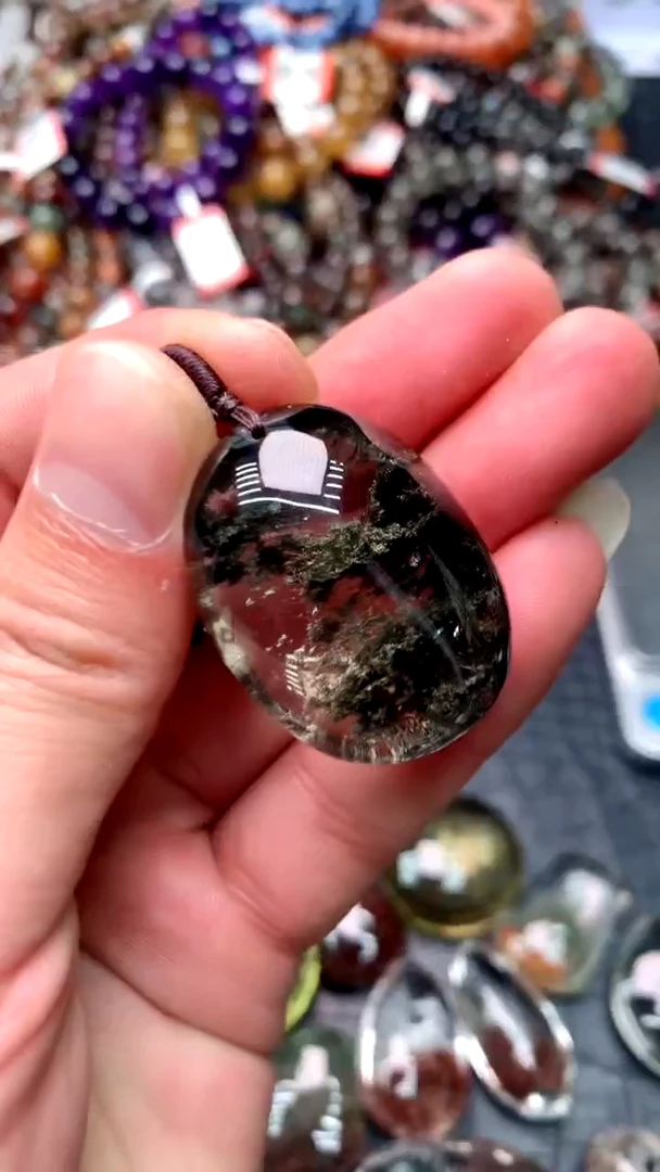 【闪购商品】水晶吊坠(赠链)未镶嵌34