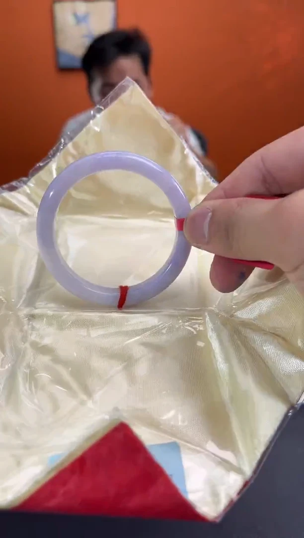 未镶嵌手镯翡翠翡翠手镯（微瑕）