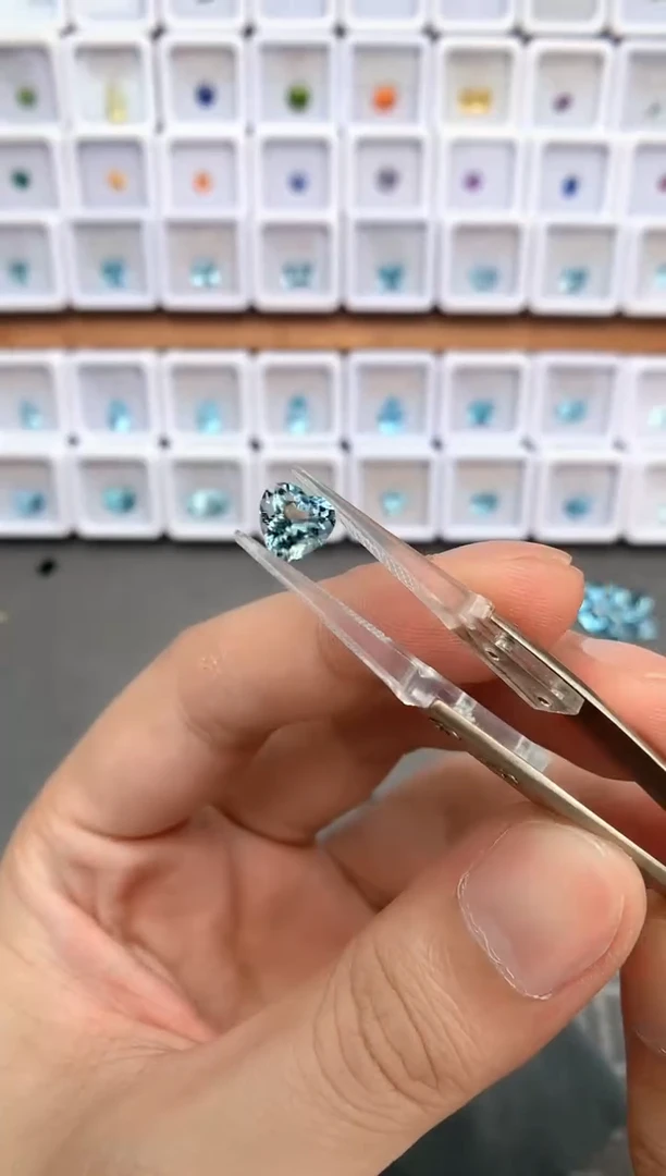 未镶嵌裸石定制海蓝宝石1.46ct 圣玛