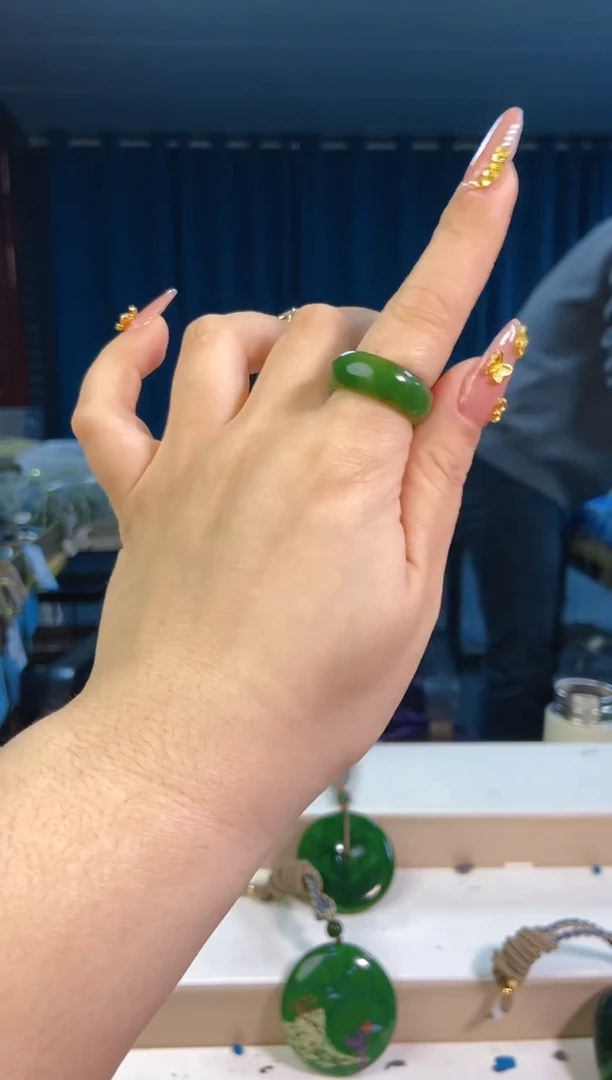 【闪购商品】和田玉挂件未镶嵌1