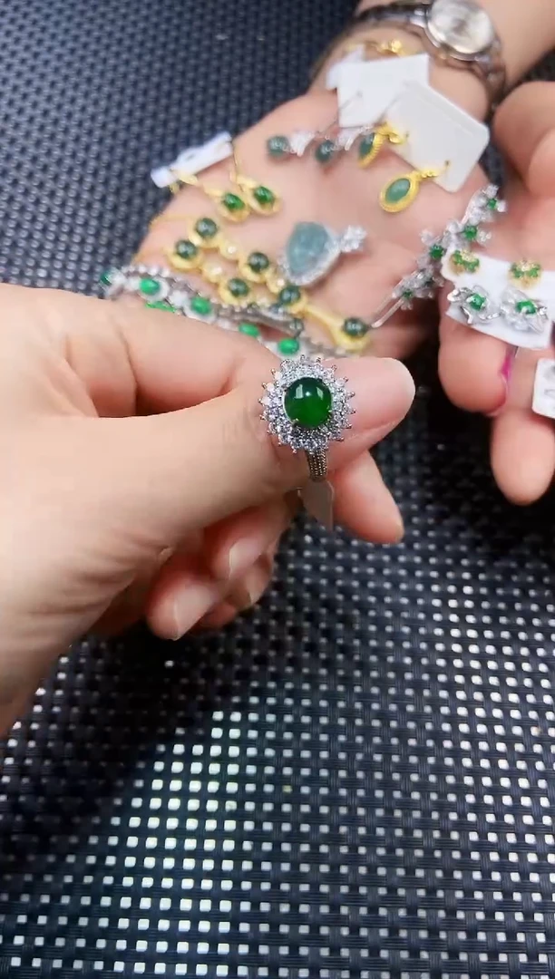 【闪购商品】翡翠戒指未镶嵌111111111