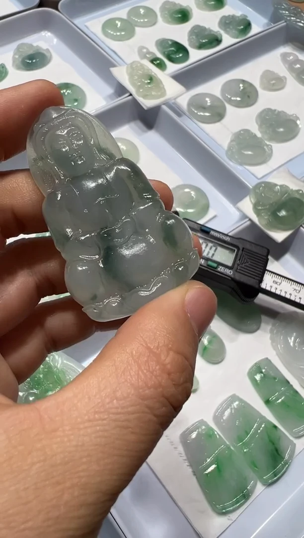 【闪购商品】定制翡翠未镶嵌观音