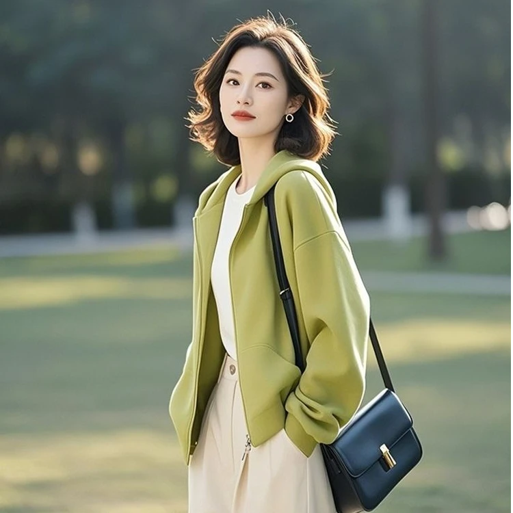 超火早春韩系休闲百搭减龄漂亮洋气秋装女装秋款甜美可爱风格衣服