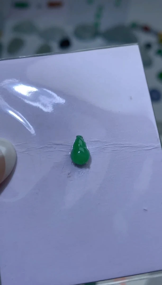 未镶嵌定制翡翠毛货