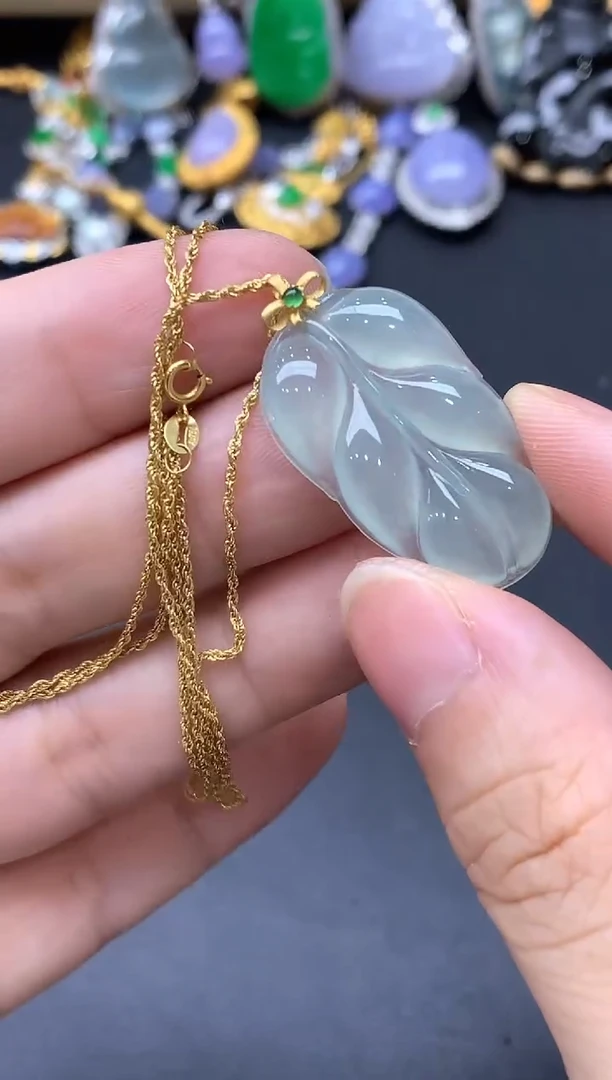 颈饰18K金镶嵌翡翠362-中国好珍宝