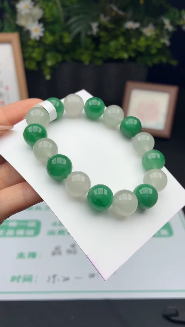 石英质玉手串未镶嵌非洲翠手串卡12.4