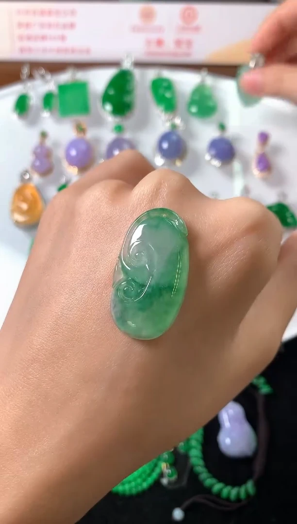 未镶嵌定制翡翠裸石（镶嵌定制）