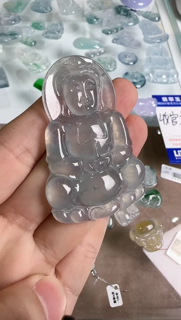 【闪购商品】翡翠吊坠(不含链)未镶嵌··