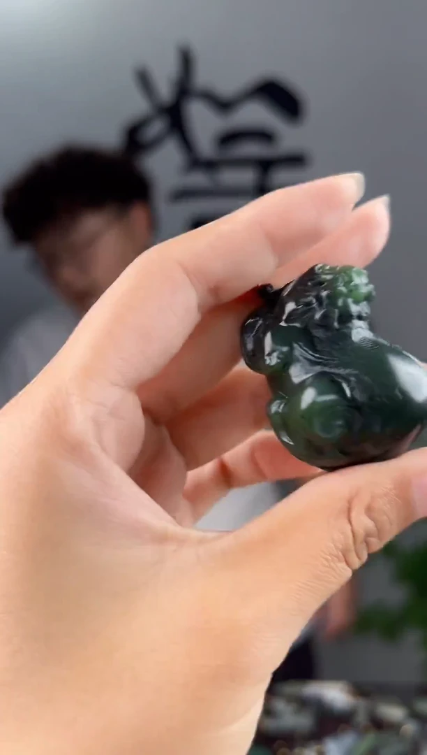 和田玉未镶嵌颈饰拍一发一，多样性发货