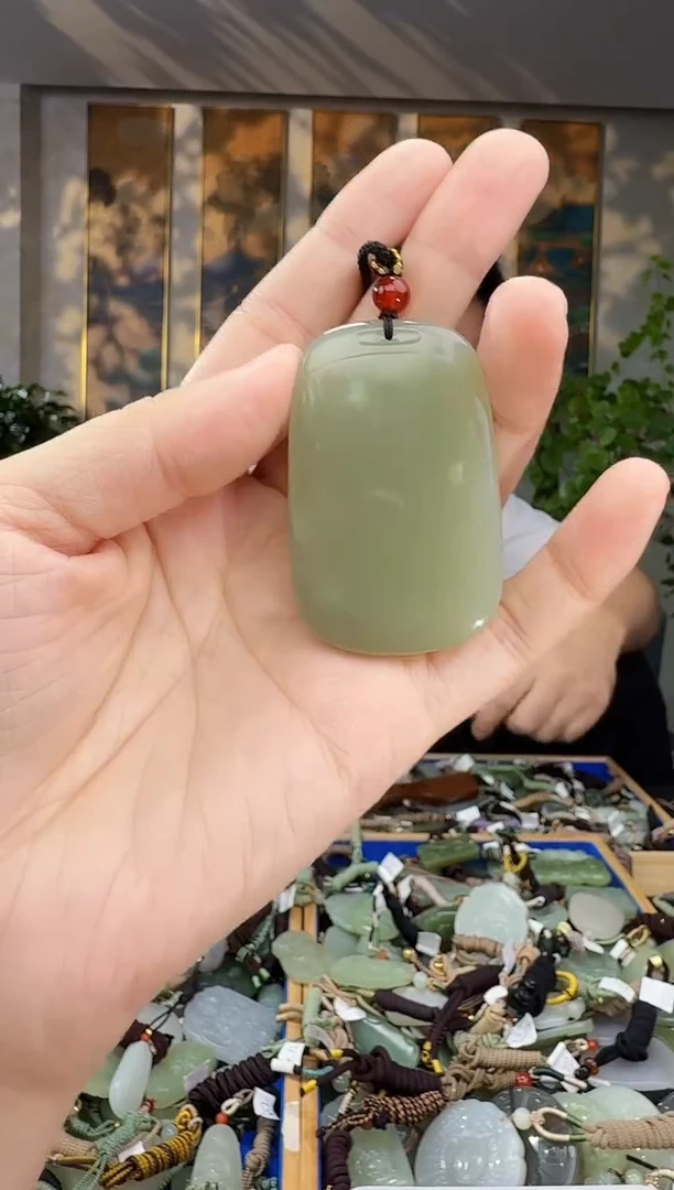 未镶嵌和田玉挂件拍一发一