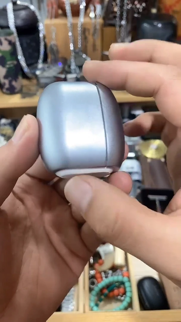 瓷片闪购商品  如图所示