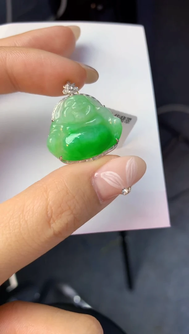 颈饰18K金镶嵌翡翠天然缅甸a货翡翠百元以上9元证书费自理