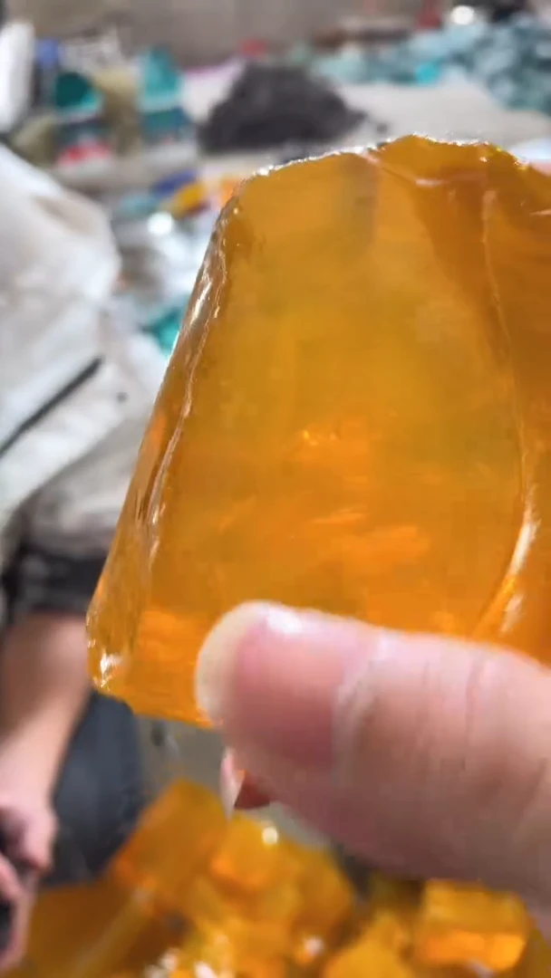 新疆托帕石原石摆件