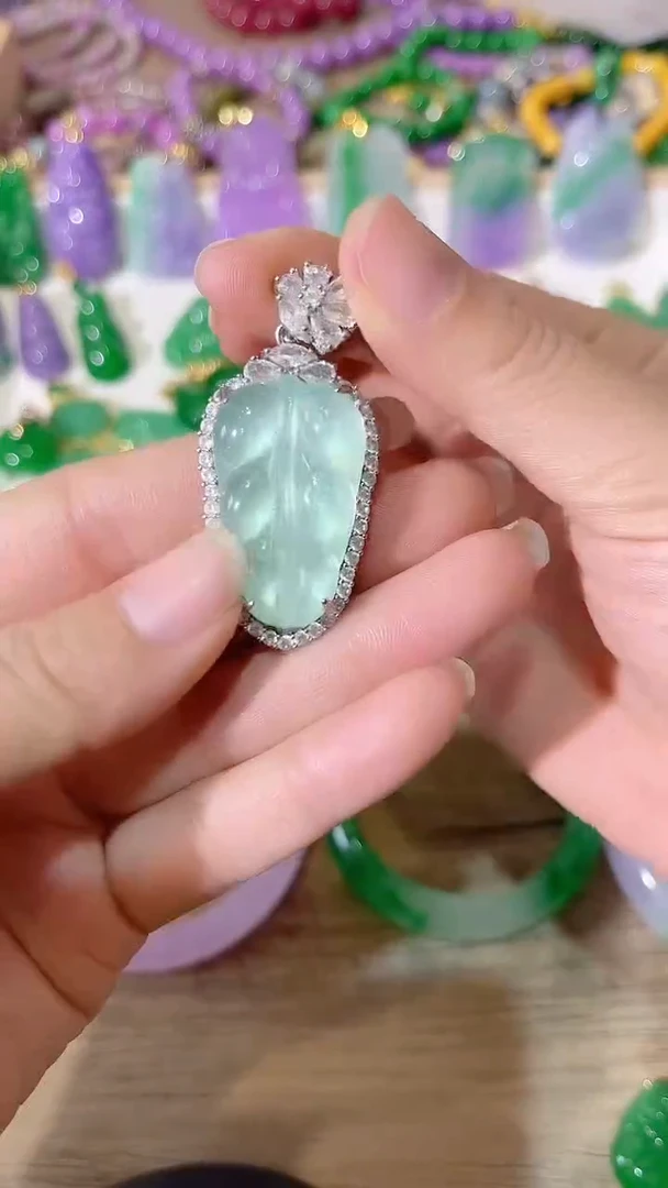 无非金属冰叶子镶嵌