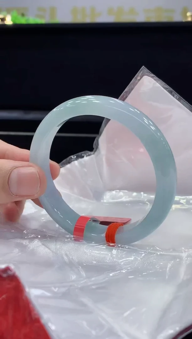 未镶嵌手镯翡翠翡翠手镯